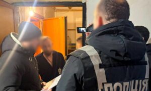 Обіцяли «скласти іспит без проблем»: на Дніпропетровщині накрили схеми з іспитами на водійські права