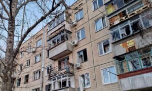 У Нікополі є загиблий і поранена – ворог накрив місто «Градом», також під ударом були Нікопольський, Самарівський і Синельниківський райони (фото)