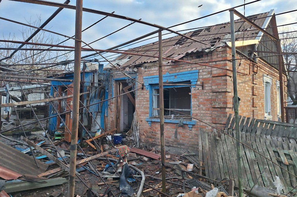 У Нікополі є загиблий і поранена – ворог накрив місто «Градом», також під ударом були Нікопольський, Самарівський і Синельниківський райони (фото)