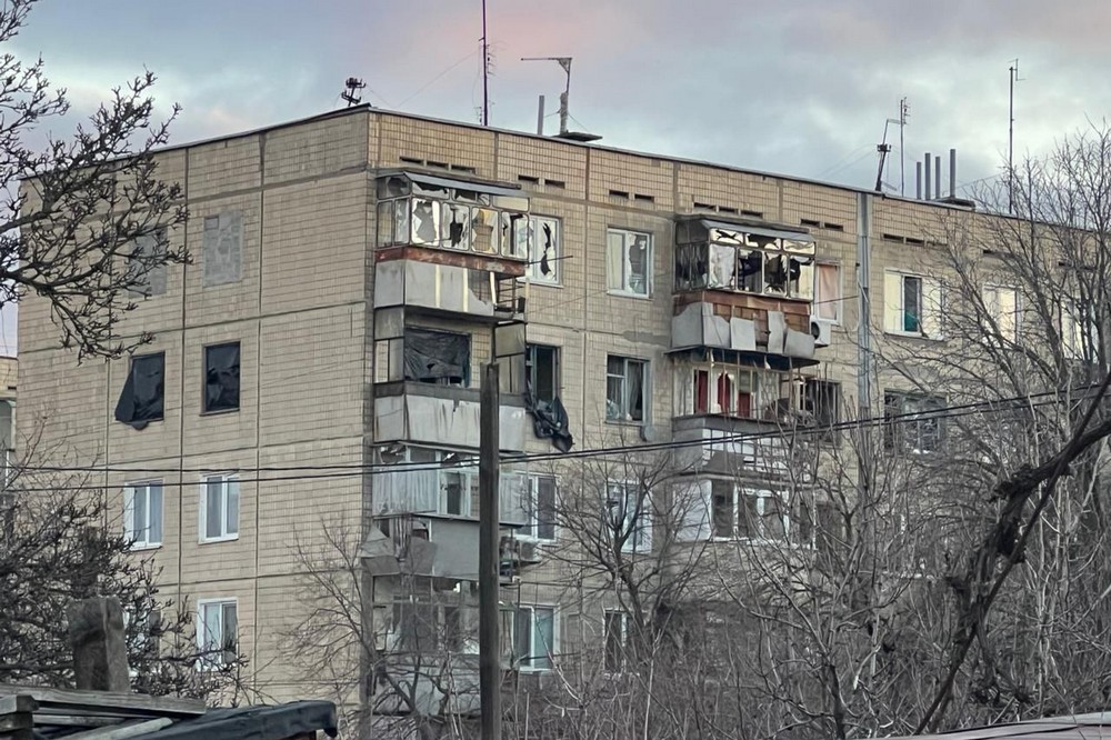 У Нікополі є загиблий і поранена – ворог накрив місто «Градом», також під ударом були Нікопольський, Самарівський і Синельниківський райони (фото)