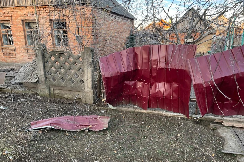 У Нікополі є загиблий і поранена – ворог накрив місто «Градом», також під ударом були Нікопольський, Самарівський і Синельниківський райони (фото)