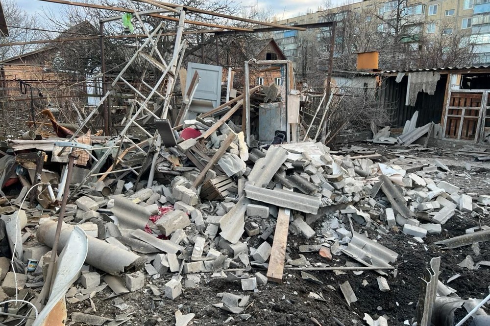 У Нікополі є загиблий і поранена – ворог накрив місто «Градом», також під ударом були Нікопольський, Самарівський і Синельниківський райони (фото)