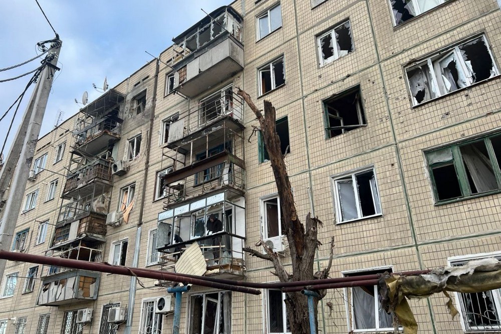 У Нікополі є загиблий і поранена – ворог накрив місто «Градом», також під ударом були Нікопольський, Самарівський і Синельниківський райони (фото)