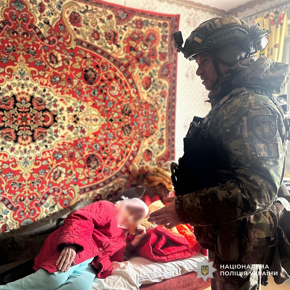 photo 2026 03 09 17 56 56 (2) «Тепер все буде добре»: «Білі Янголи» евакуювали з Нікополя і району чотирьох маломобільних людей (фото, відео)