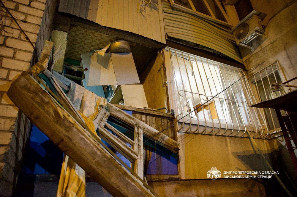 10 поранених і руйнування: ворог масовано атакував Дніпро, вдарив з РСЗВ по Нікопольщині, бив по Синельниківщині (фото)
