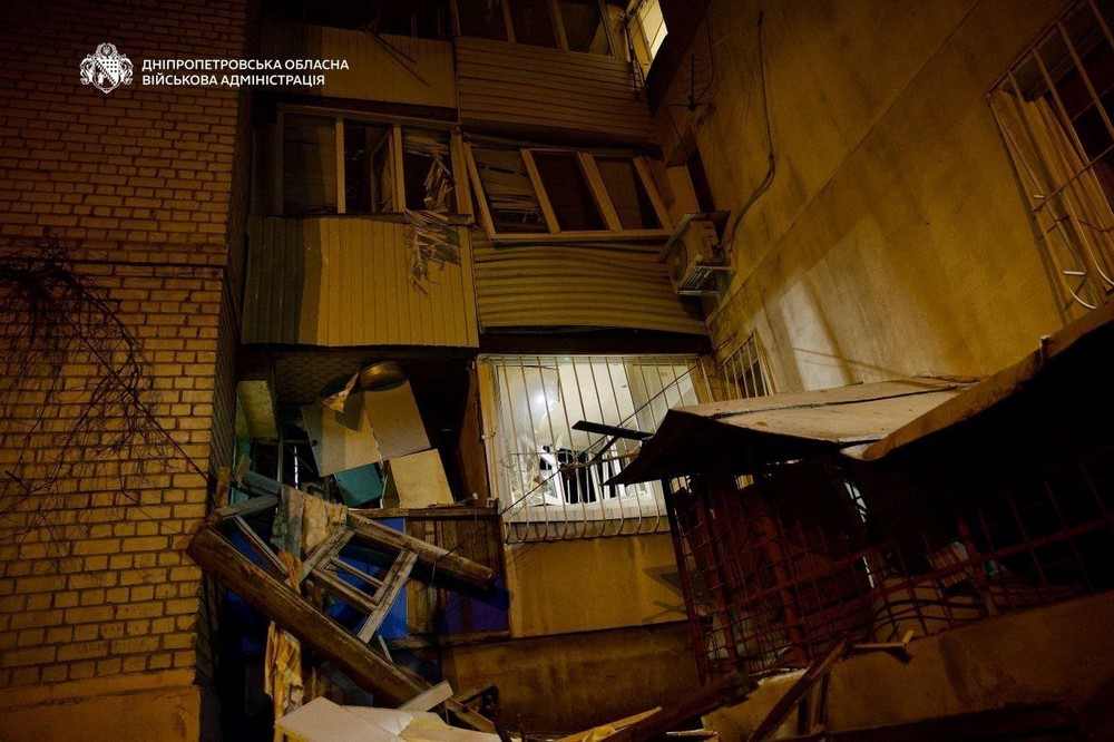 10 поранених і руйнування: ворог масовано атакував Дніпро, вдарив з РСЗВ по Нікопольщині, бив по Синельниківщині (фото)