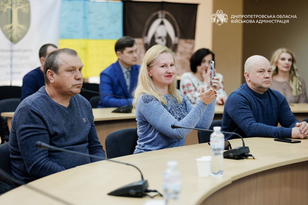 29 працівників ЖКГ Дніпропетровщини отримали нагороди від держави і області