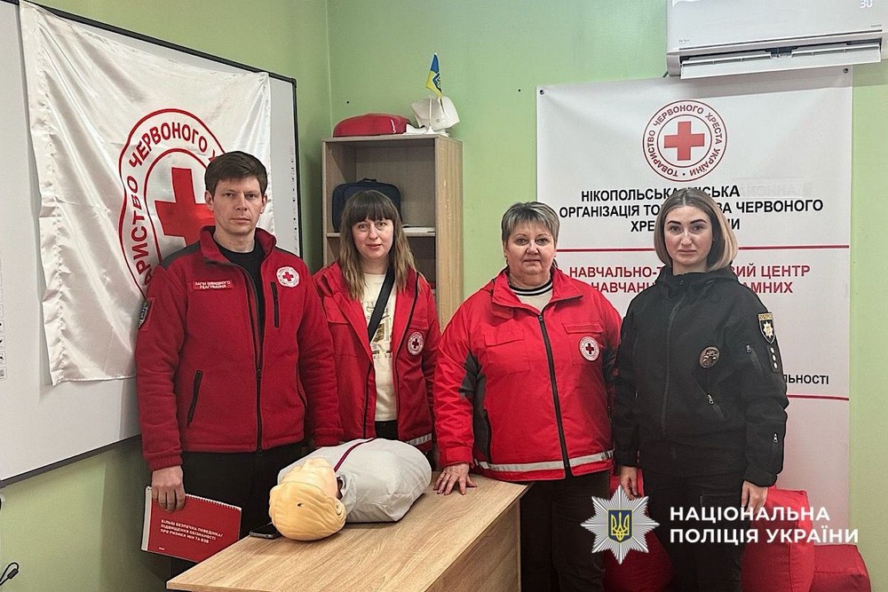 у Нікополі поліцейські відпрацьовують дії у надзвичайних ситуаціях у Нікополі поліцейські відпрацьовують дії у надзвичайних ситуаціях