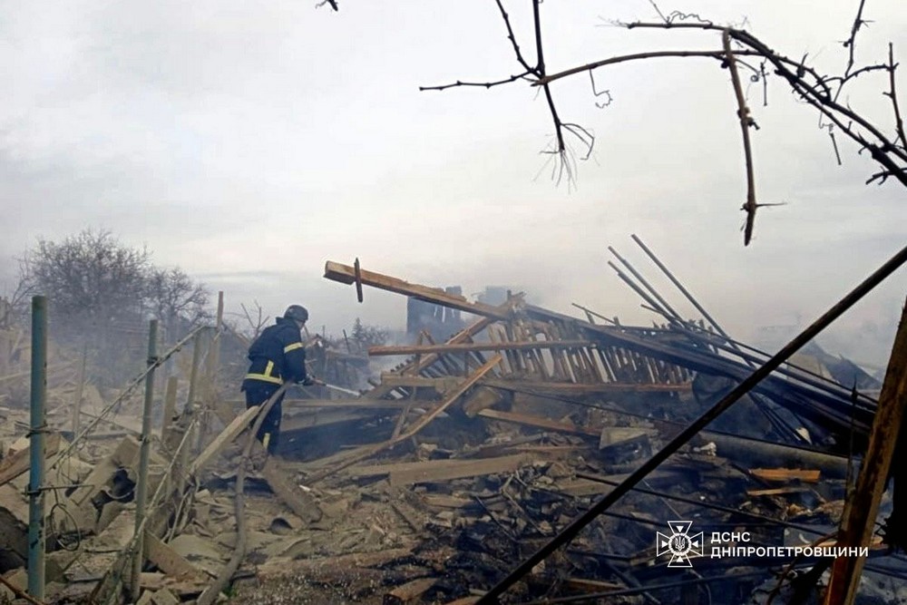 Фото наслідків ворожих атак Фото наслідків ворожих атак