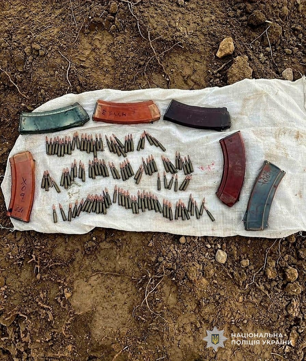 У Нікополі і Кам’янському районі викрили торгівців вогнепальною зброєю У Нікополі і Кам’янському районі викрили торгівців вогнепальною зброєю