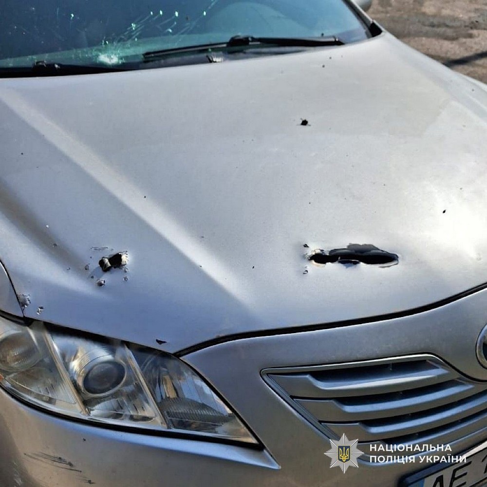 Особу водія встановили: смертельний обстріл Нікополя, поранені у Кривому Розі, удари по Синельниківщині – поліція про наслідки ворожих атак за добу Особу водія встановили: смертельний обстріл Нікополя, поранені у Кривому Розі, удари по Синельниківщині – поліція про наслідки ворожих атак за добу