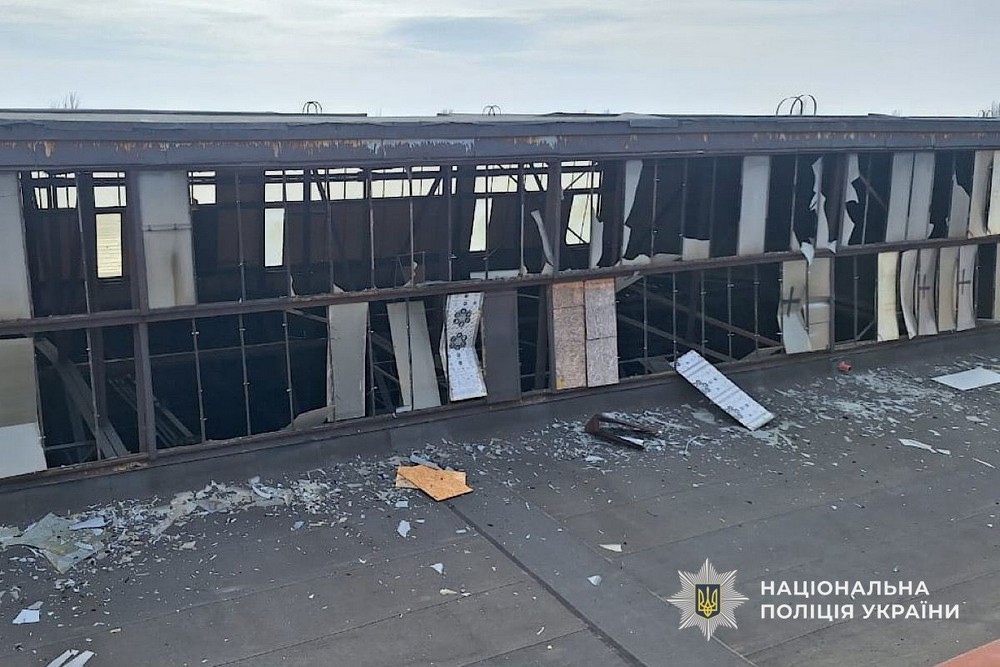 Особу водія встановили: смертельний обстріл Нікополя, поранені у Кривому Розі, удари по Синельниківщині – поліція про наслідки ворожих атак за добу Особу водія встановили: смертельний обстріл Нікополя, поранені у Кривому Розі, удари по Синельниківщині – поліція про наслідки ворожих атак за добу