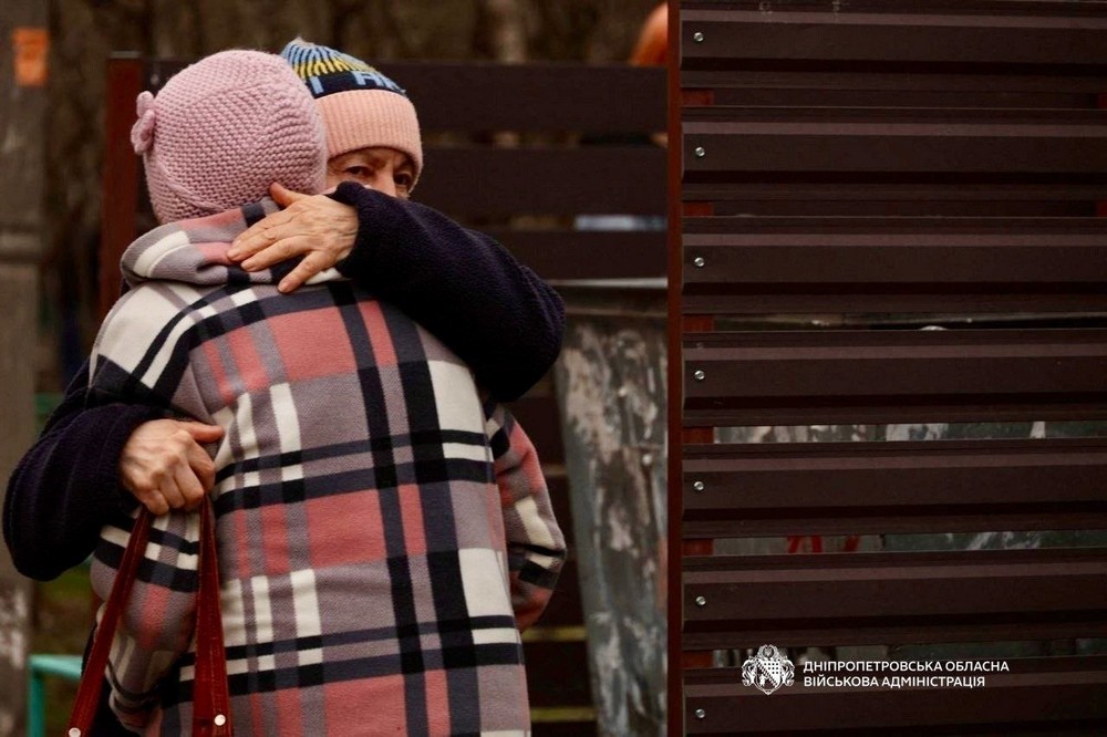 Ворог вдарив по багатоповерхівці у Дніпрі 24 березня: є поранені - все, що відомо (фото, відео)