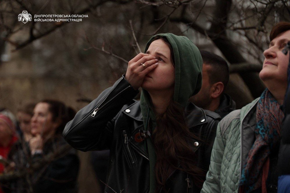 Ворог вдарив по багатоповерхівці у Дніпрі 24 березня: є поранені - все, що відомо (фото, відео)