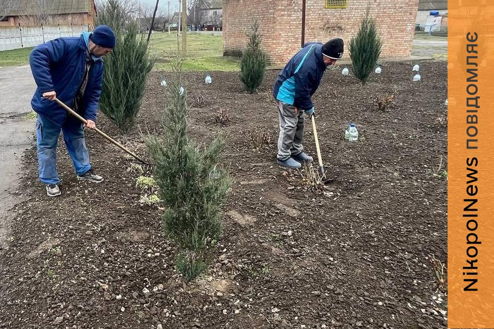 У Червоногригорівській громаді з настанням тепла тривають заходи з благоустрою територій (фото)