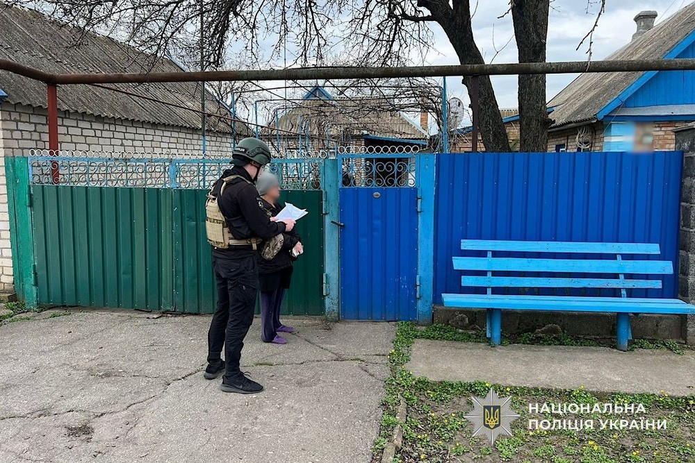 Ворог вдарив по швидкій, скутеру, авто і будинку на Нікопольщині – четверо поранених, також постраждалий у Дніпровському районі, під ударом були Криворіжжя і Синельниківщина (фото)