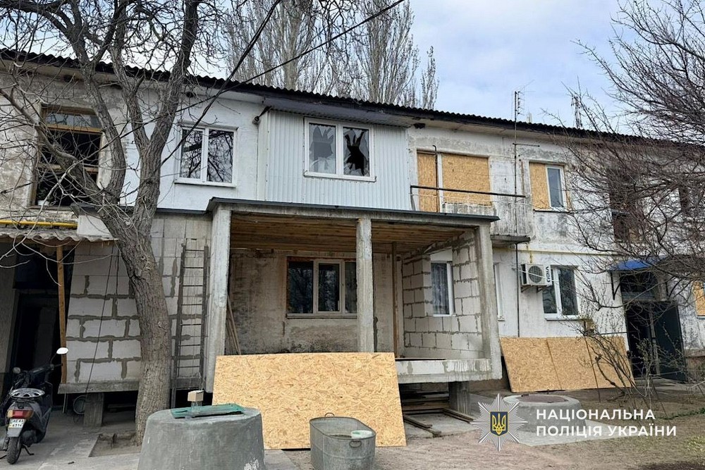 Поранені у Нікополі, Дніпрі і Кам’янському районі: поліція показала наслідки ворожих ударів по Дніпропетровщині Поранені у Нікополі, Дніпрі і Кам’янському районі: поліція показала наслідки ворожих ударів по Дніпропетровщині