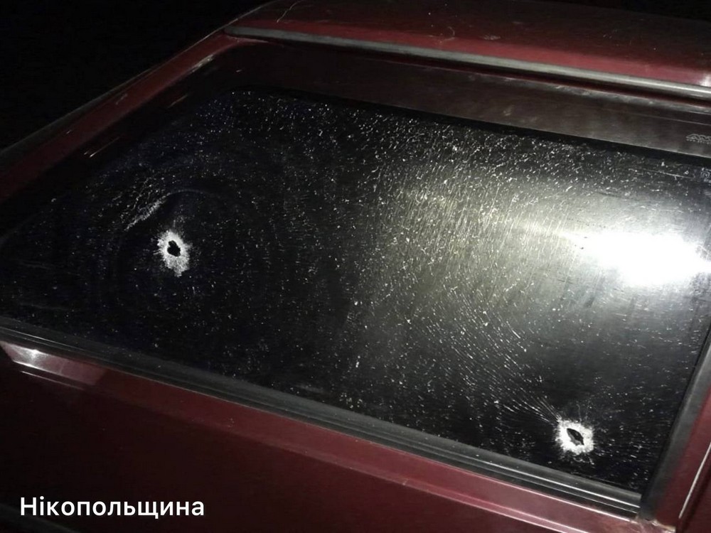 У Нікополі і Марганці є поранені, серед них дитина, також під обстрілами були Криворіжжя і Синельниківщина (фото) У Нікополі і Марганці є поранені, серед них дитина, також під обстрілами були Криворіжжя і Синельниківщина (фото)