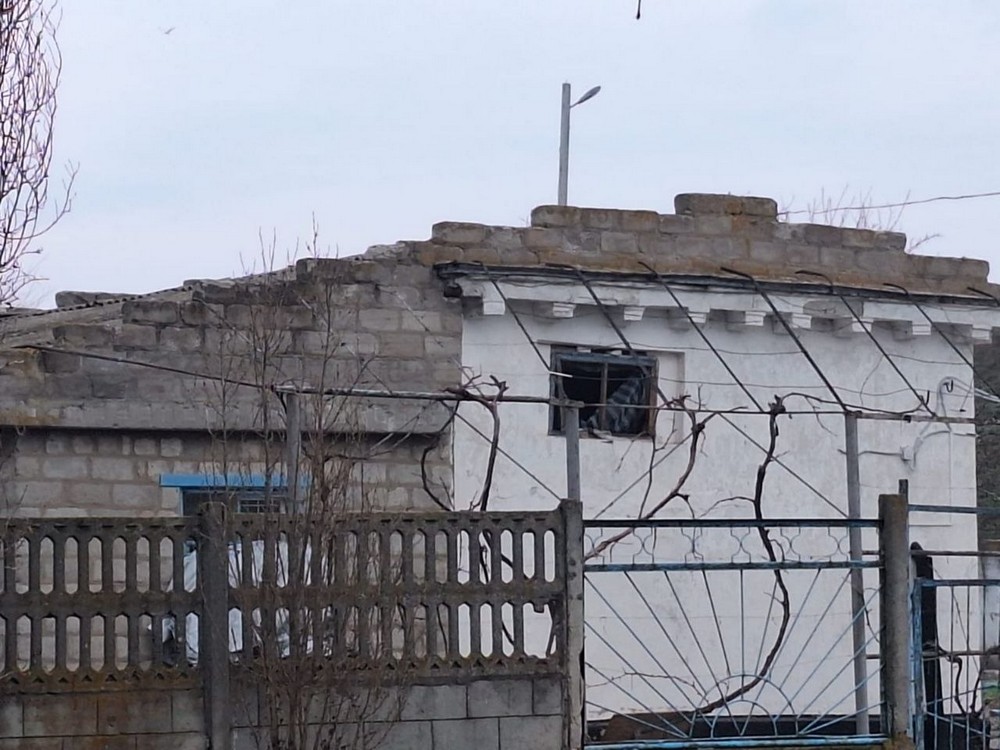 У Нікополі і Марганці є поранені, серед них дитина, також під обстрілами були Криворіжжя і Синельниківщина (фото) У Нікополі і Марганці є поранені, серед них дитина, також під обстрілами були Криворіжжя і Синельниківщина (фото)