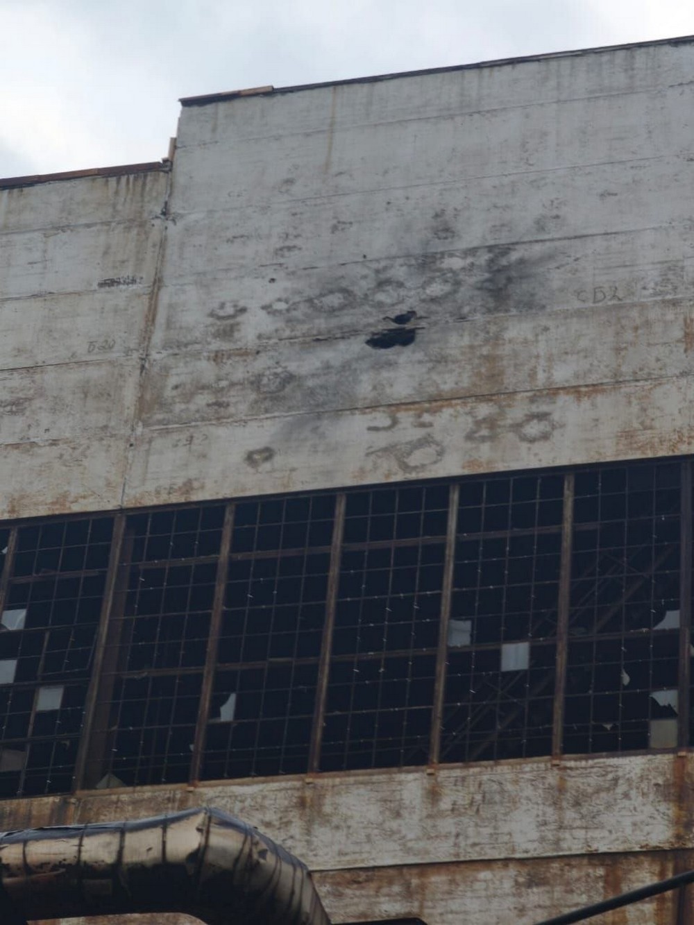 У Нікополі і Марганці є поранені, серед них дитина, також під обстрілами були Криворіжжя і Синельниківщина (фото) У Нікополі і Марганці є поранені, серед них дитина, також під обстрілами були Криворіжжя і Синельниківщина (фото)