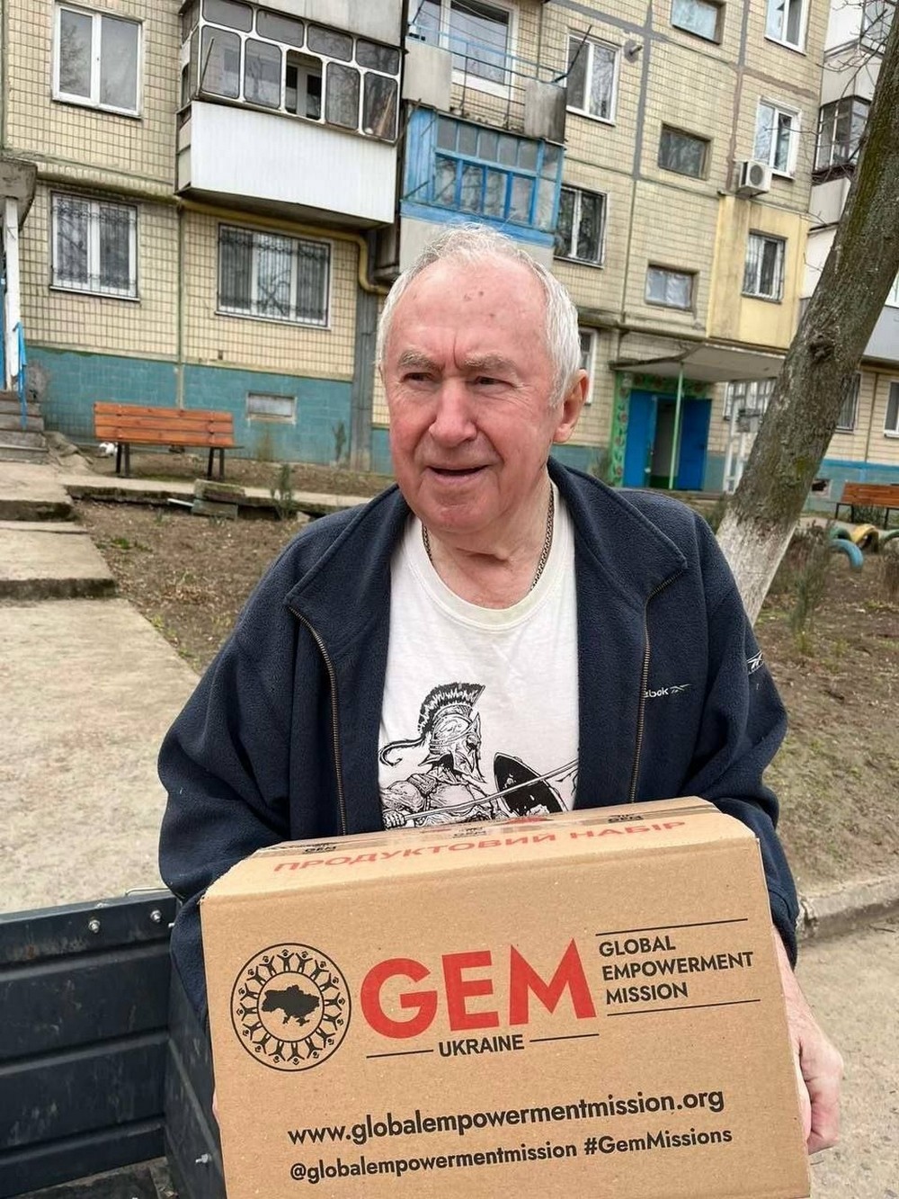 Гуманітарна допомога у Марганці на цьому тижні: мешканці отримали 4500 продуктових наборів (фото) Гуманітарна допомога у Марганці на цьому тижні: мешканці отримали 4500 продуктових наборів (фото)