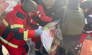 У Нікополі четверо поранених, серед них дитина, побито перукарню, магазини, багатоповерхівки, також постраждалий є на Синельниківщині, під ударом було і Криворіжжя (фото)