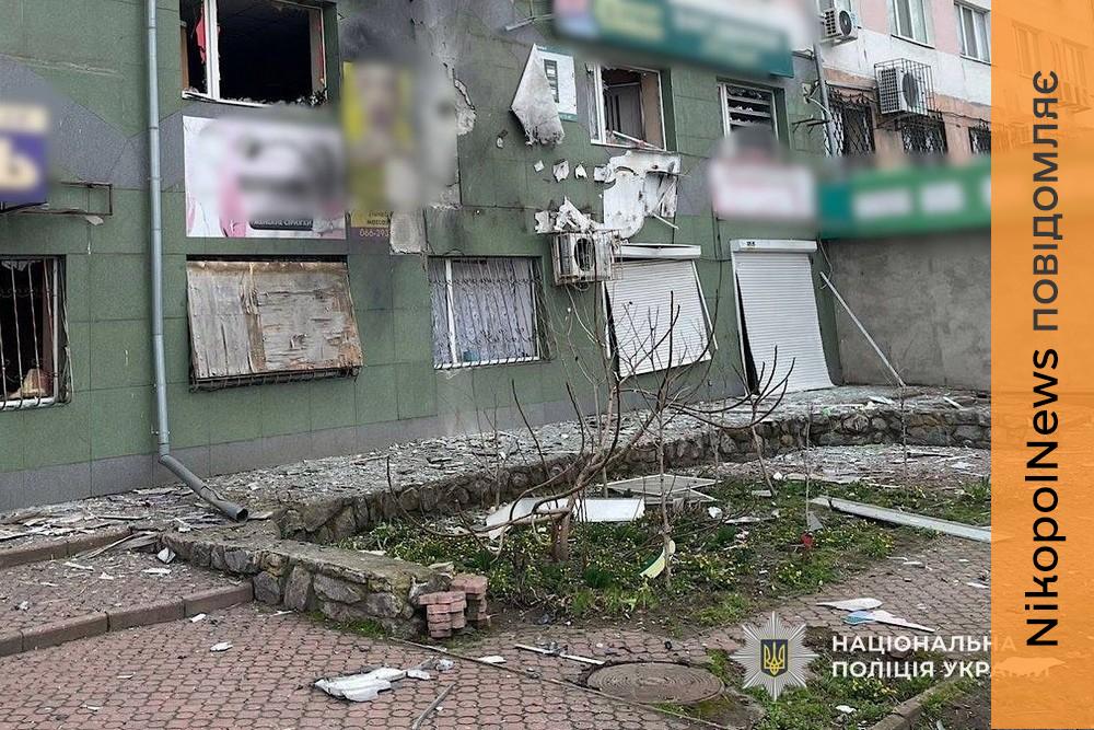 Ворог вдарив по центру Нікополя і перехрестю, поранивши людей, на Синельниківщині поранено чоловіка – поліція (фото)