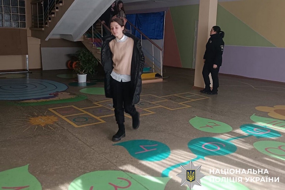 школярів Нікопольщини 2 школярів Нікопольщини 2