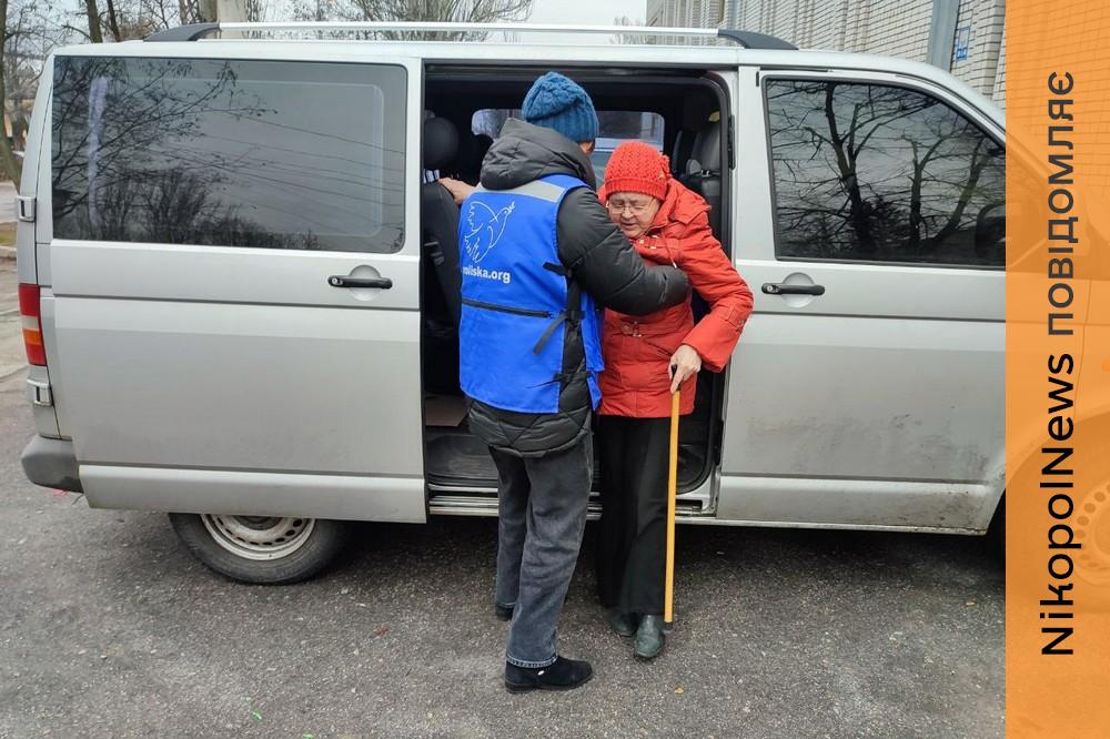 Через стрес і війну загострилася хронічна хвороба: у Нікополі «Проліска» допомогла переселенці відновити пенсійні виплати 8 у Нікополі