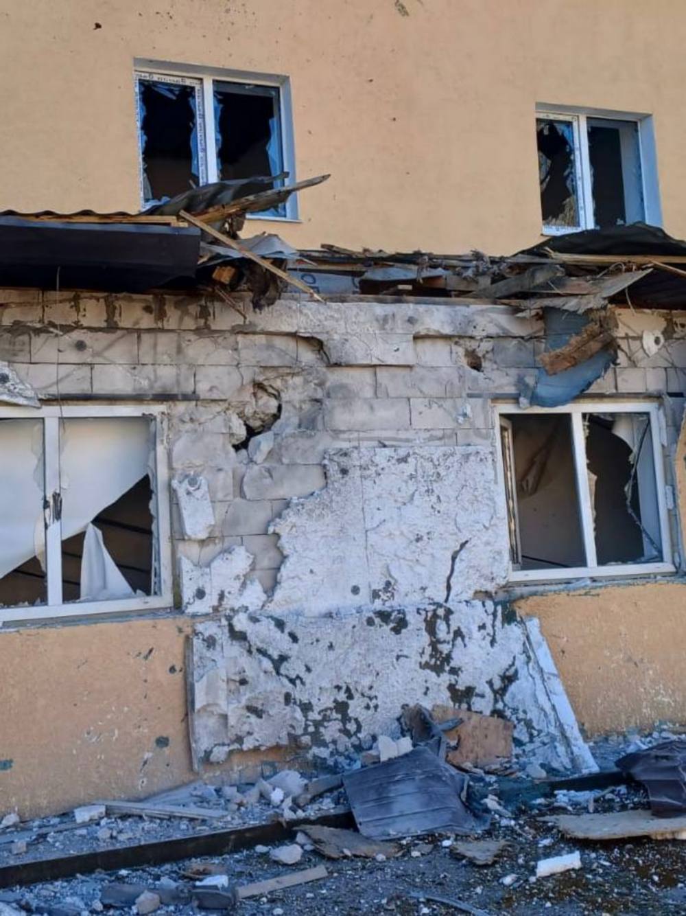 у Нікополі 3