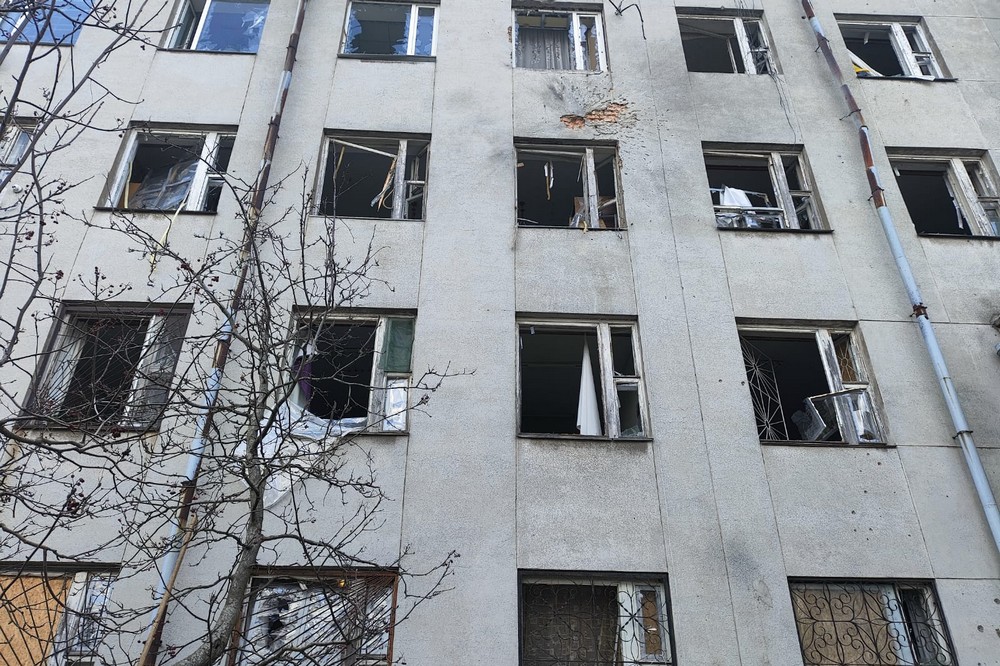 у Нікополі 9