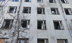 у Нікополі 9