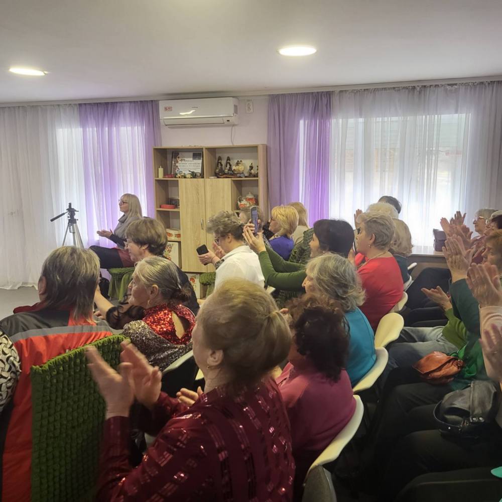 у терцентрі Покрова 4 у терцентрі Покрова 4