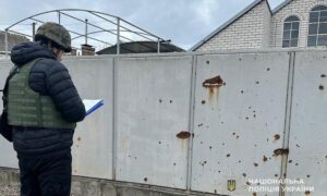 Понад 80 ударів по Нікополю і району, і знову лунають вибухи, троє поранених в області за добу – поліція (фото)