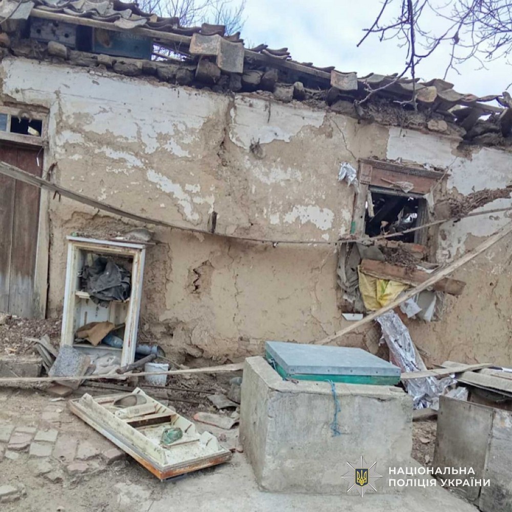 Понад 80 ударів по Нікополю і району, і знову лунають вибухи, троє поранених в області за добу – поліція (фото)