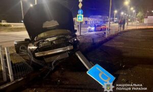 Рухався містом зі швидкістю 198 км/год: у Дніпрі судитимуть водія за ДТП з тяжкими наслідками