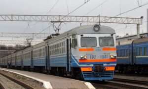 У тому числі на Нікополь: 8 березня не курсуватимуть або матимуть обмежений маршрут деякі електрички на Дніпропетровщині