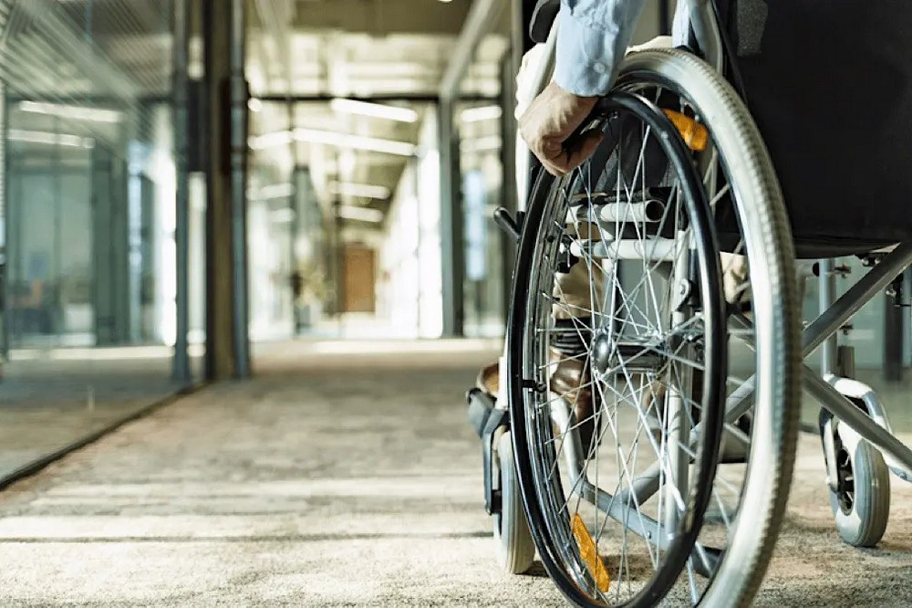 жителів Дніпропетровщини просять пройти опитування