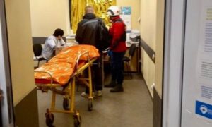 У Нікополі є поранені, мешканців закликають обмежити пересування містом - ворог продовжує атакувати