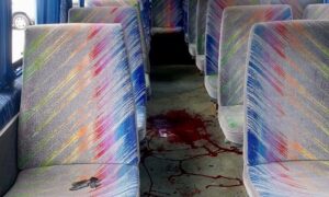 Росіяни вдруге за день вдарили по рейсовому автобусу на Нікопольщині: є поранені