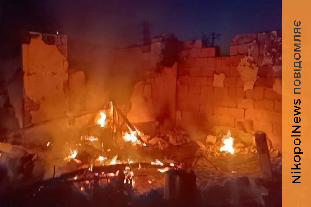 Ворог накрив Нікополь «Градом», є поранений у Марганці, під ударами були також Криворіжжя і Синельниківщина (фото)