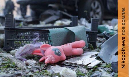 Є вбиті і десятки поранених, під завалами шукають людей: ворог атакував Дніпро, Нікопольщину, Синельниківщину і Криворіжжя (фото, відео)