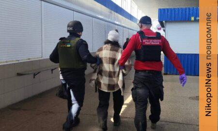 Знову удар по ринку у Нікополі і по автобусу в районі – є поранені, у Дніпровському районі зросла кількість постраждалих, ворог атакував також Синельниківщину