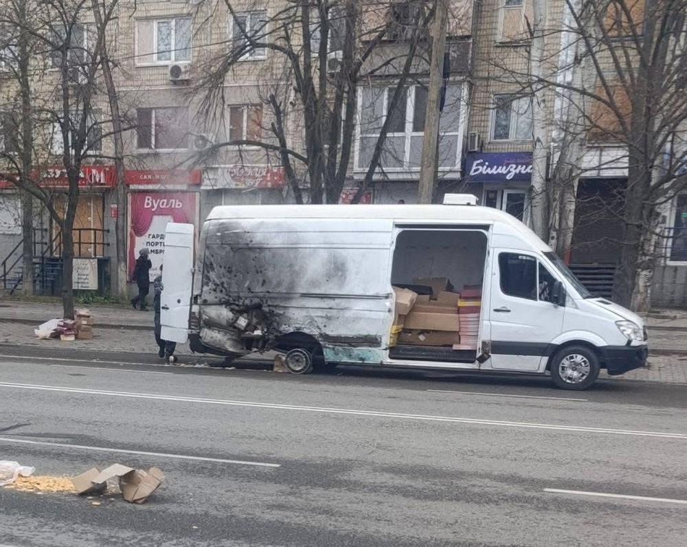 У Нікополі атаковано автівку с Великодніми пасками