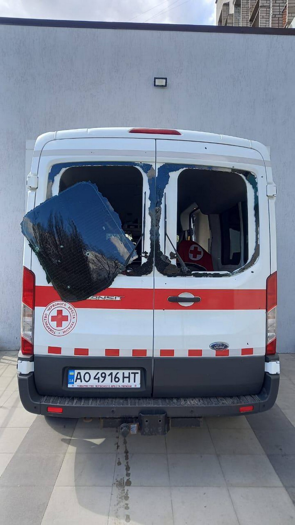 4 вбитих і 24 поранених у Нікополі і районі за день, також ворог атакував Криворіжжя і Павлоградський район (фото) 4 вбитих і 24 поранених у Нікополі і районі за день, також ворог атакував Криворіжжя і Павлоградський район (фото)