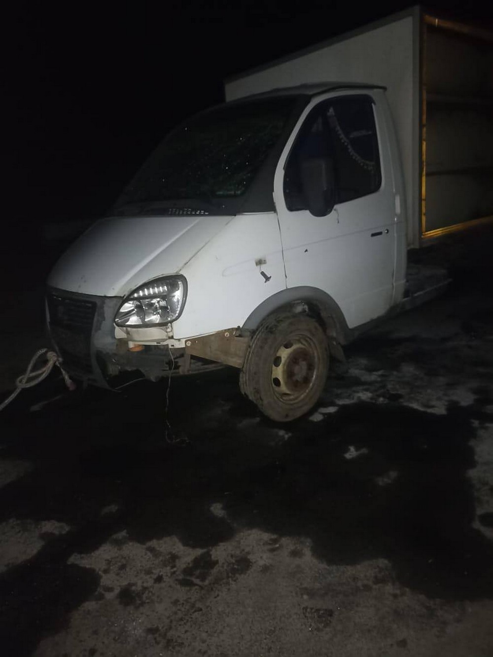 Побито АЗС, автівки, підприємство, будинки: Нікополь і район, Криворіжжя і Павлоградщина були під ударом ворога Побито АЗС, автівки, підприємство, будинки: Нікополь і район, Криворіжжя і Павлоградщина були під ударом ворога