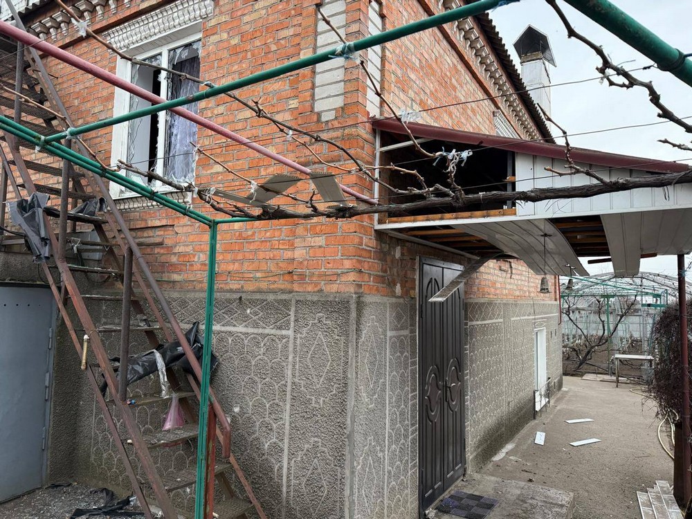 5 поранених на Нікопольщині внаслідок ударів по маршрутці і авто, також під обстрілами була Синельниківщина