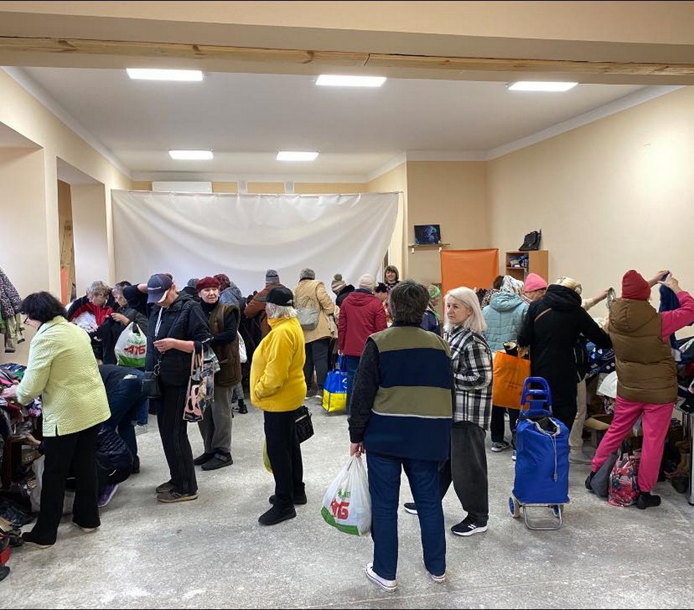 Ярмарок безкоштовного одягу у Нікополі проходить 18 квітня