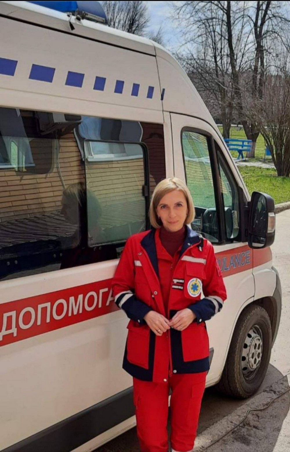 На Нікопольщині медик отримав тяжкі поранення, коли їхав на мотоциклі і потрапив під атаку дрона – його рятували колеги