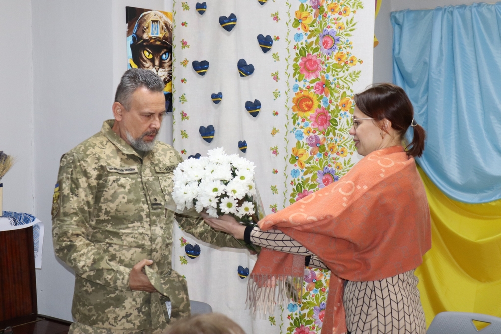 Про війну і повернення додому, про складний вибір і доленосні рішення: відверта розмова з ветераном у Покрові (фото)
